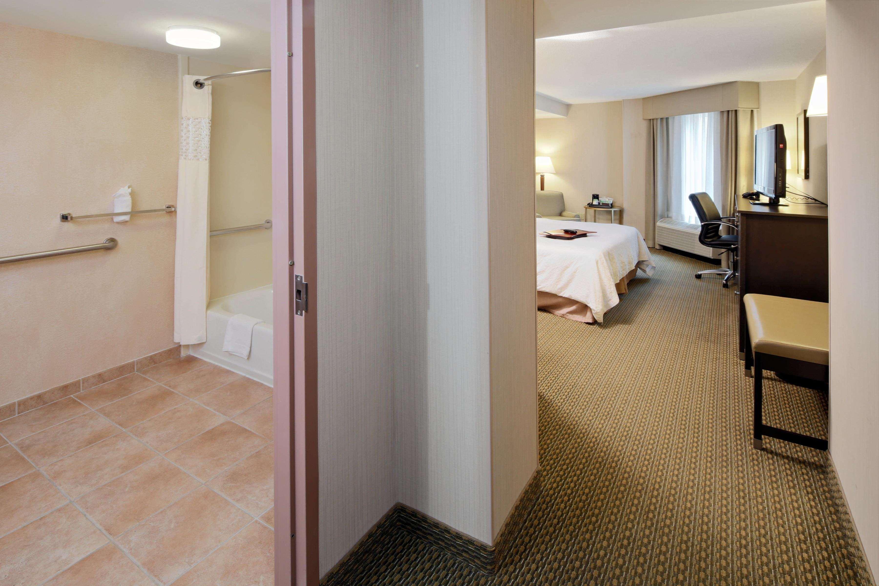 Hampton Inn & Suites Arlington Crystal City Dca Екстер'єр фото
