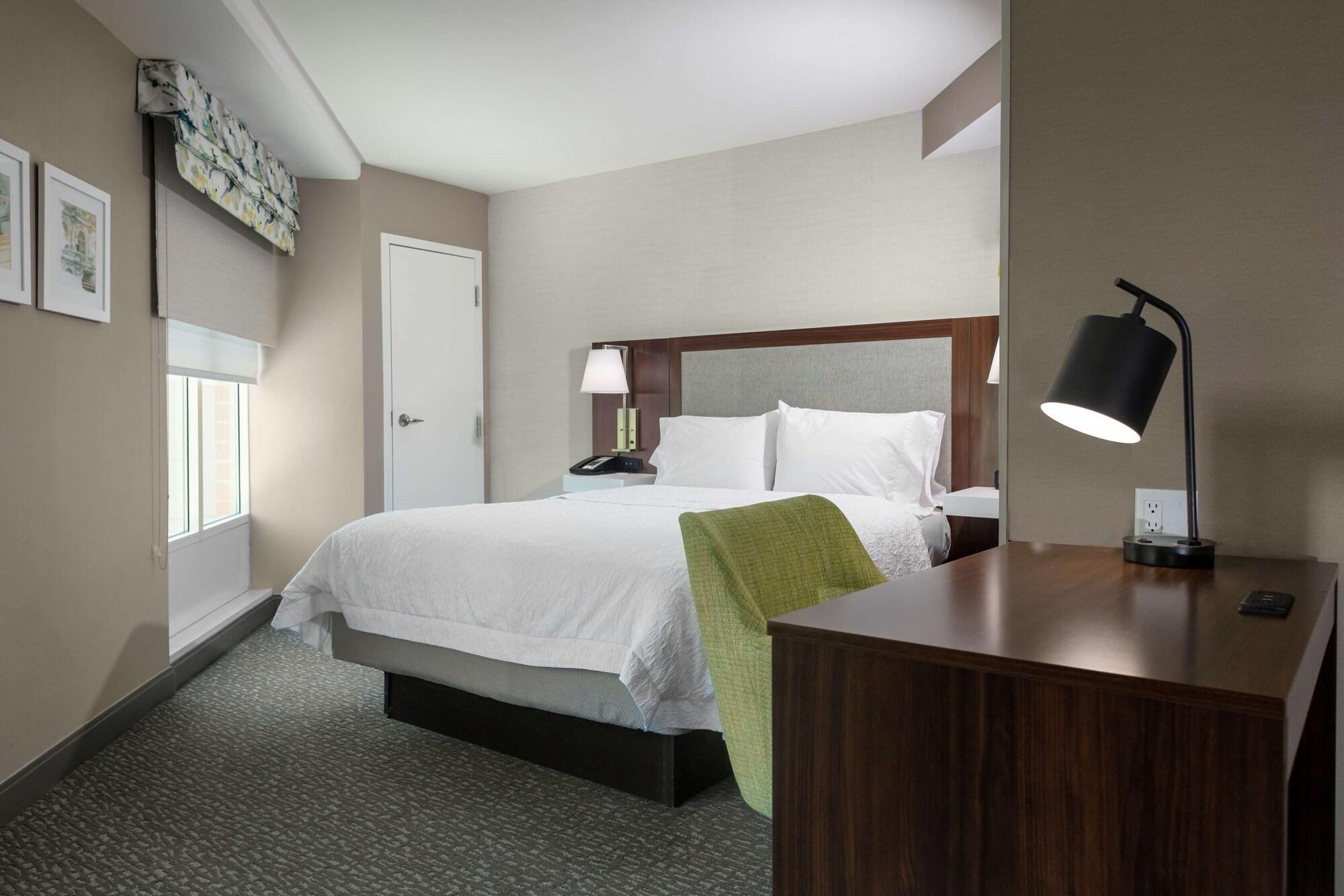 Hampton Inn & Suites Arlington Crystal City Dca Екстер'єр фото