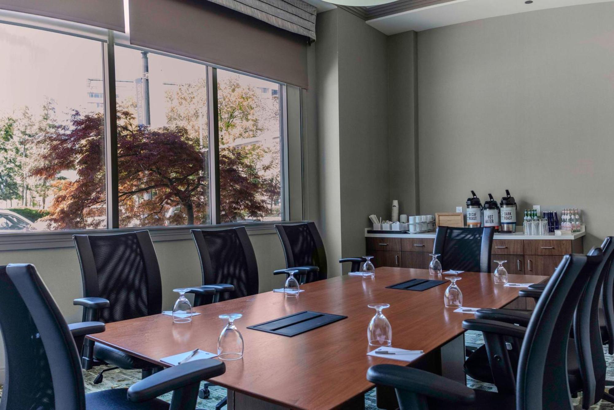Hampton Inn & Suites Arlington Crystal City Dca Екстер'єр фото