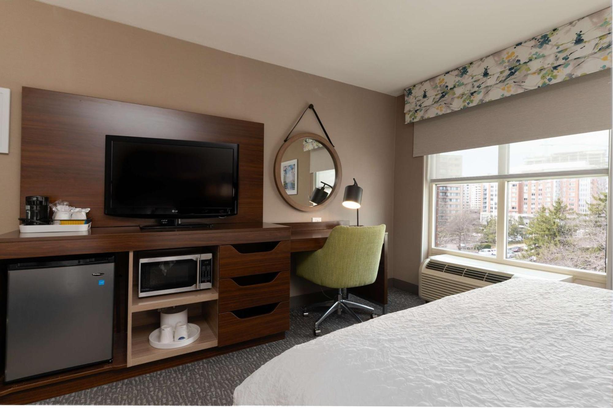 Hampton Inn & Suites Arlington Crystal City Dca Екстер'єр фото