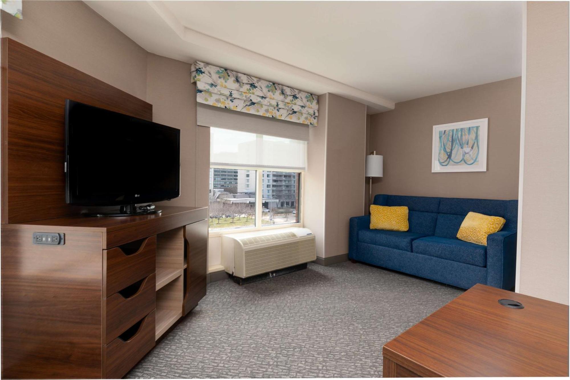 Hampton Inn & Suites Arlington Crystal City Dca Екстер'єр фото