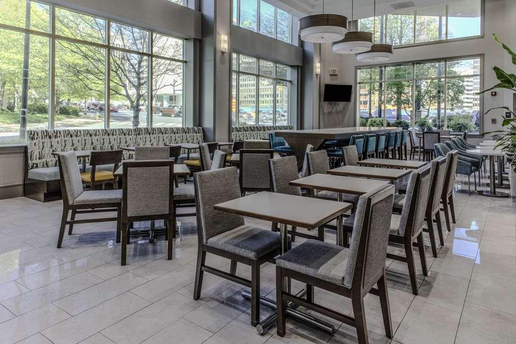 Hampton Inn & Suites Arlington Crystal City Dca Ресторан фото