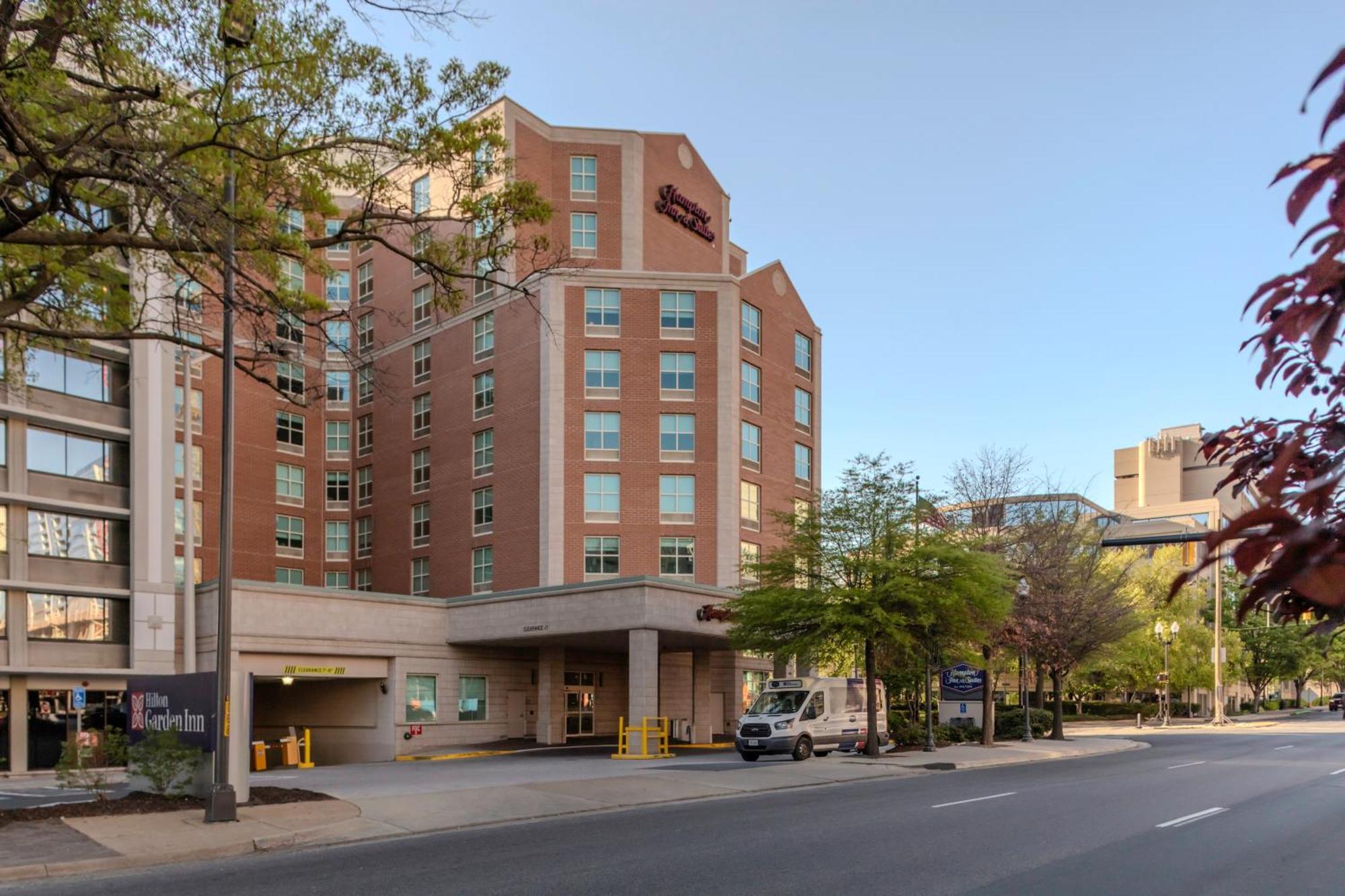 Hampton Inn & Suites Arlington Crystal City Dca Екстер'єр фото